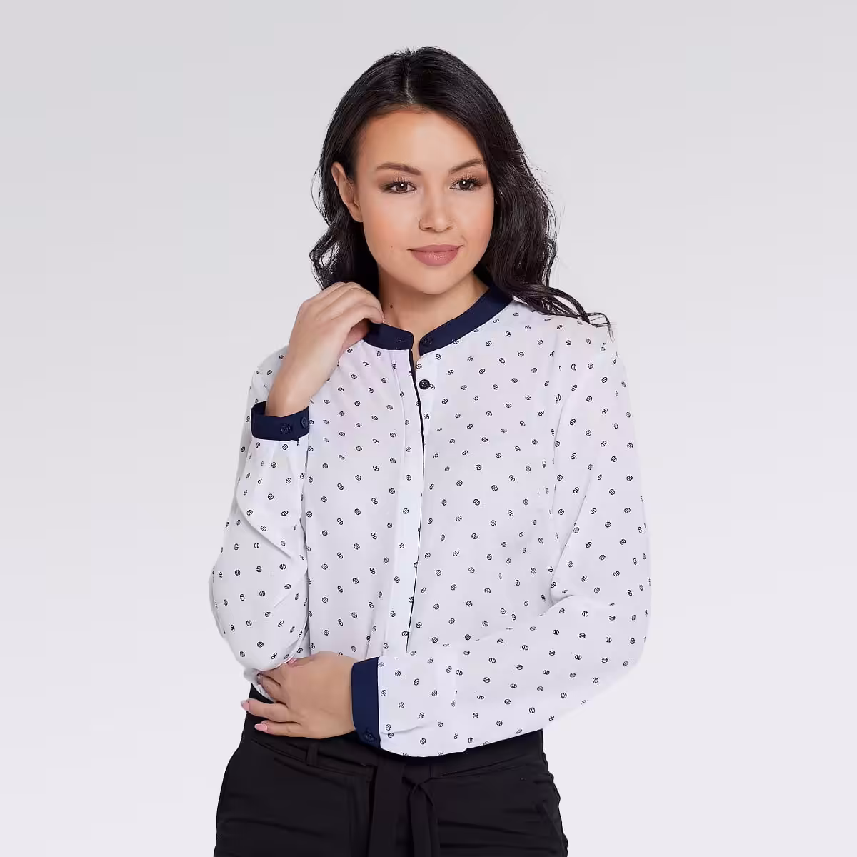 Blusa ejecutiva cuello mao, vista frente